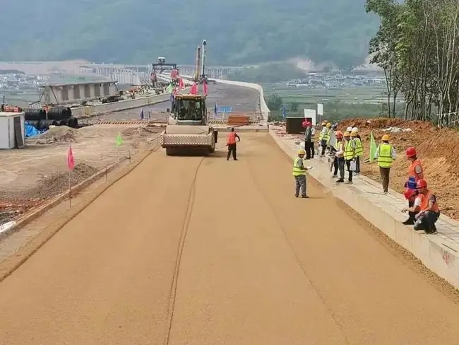 崇川路基工程